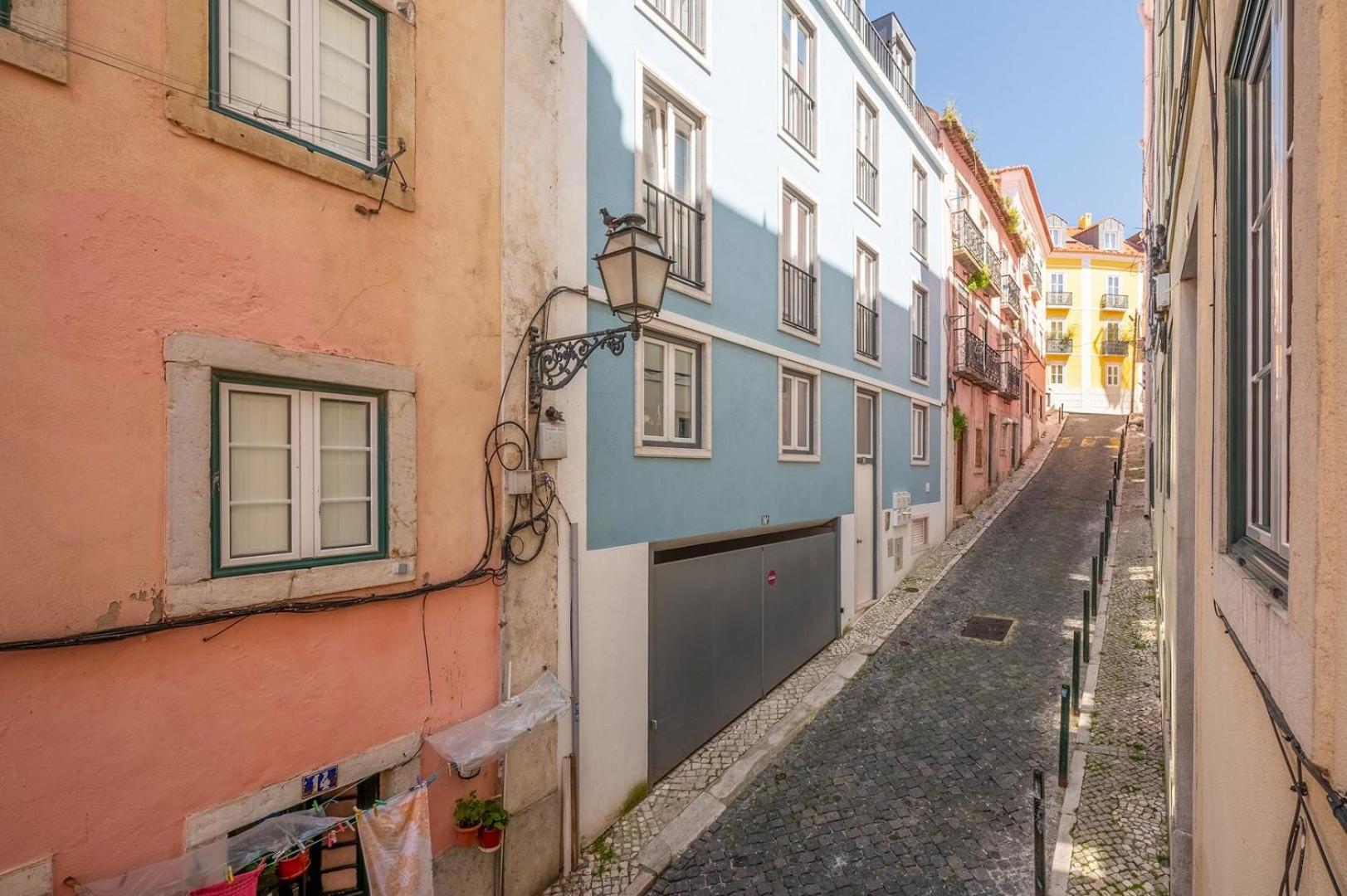 Ferienwohnung Guestready - Lemon House With Private Garden Lissabon Exterior foto