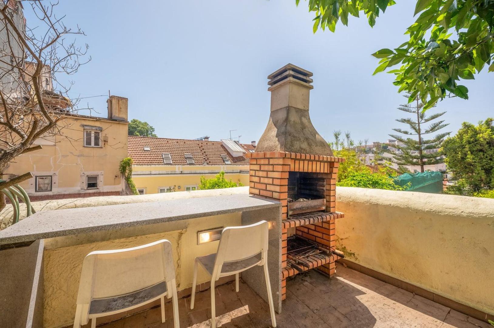 Ferienwohnung Guestready - Lemon House With Private Garden Lissabon Exterior foto